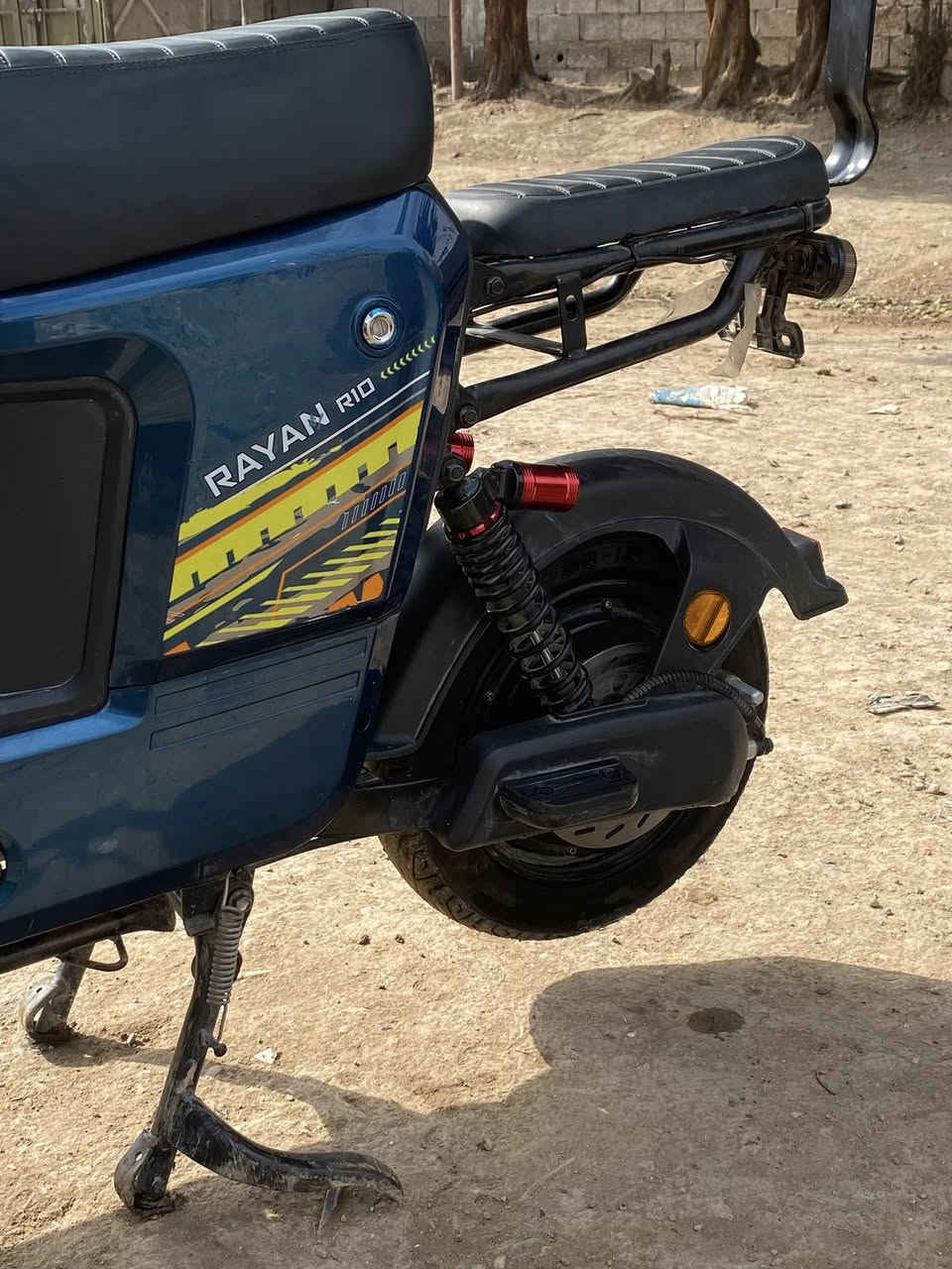 ‏سلام عليكم دراجة شحن النعال 10 مدير 25 ملف 1500 سعر الدراجة 375 وبيها مجال رقم الهاتف￼***********
