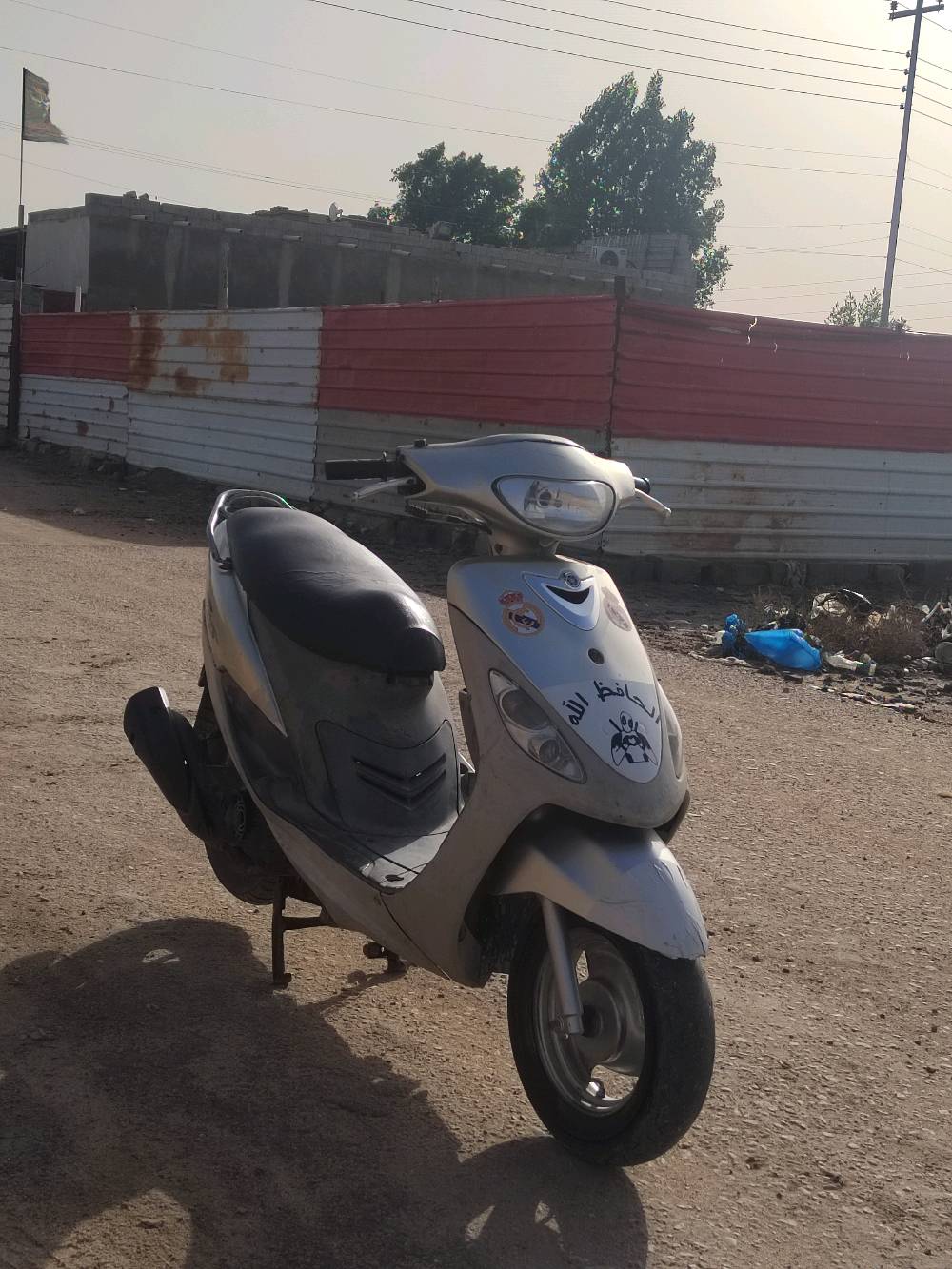 دراجة قجمه نوع ياماها فول ملاح والمكينه بلاديه ما مفتوحه خير من الله العنوان البصره كرمه علي حي الرساله 