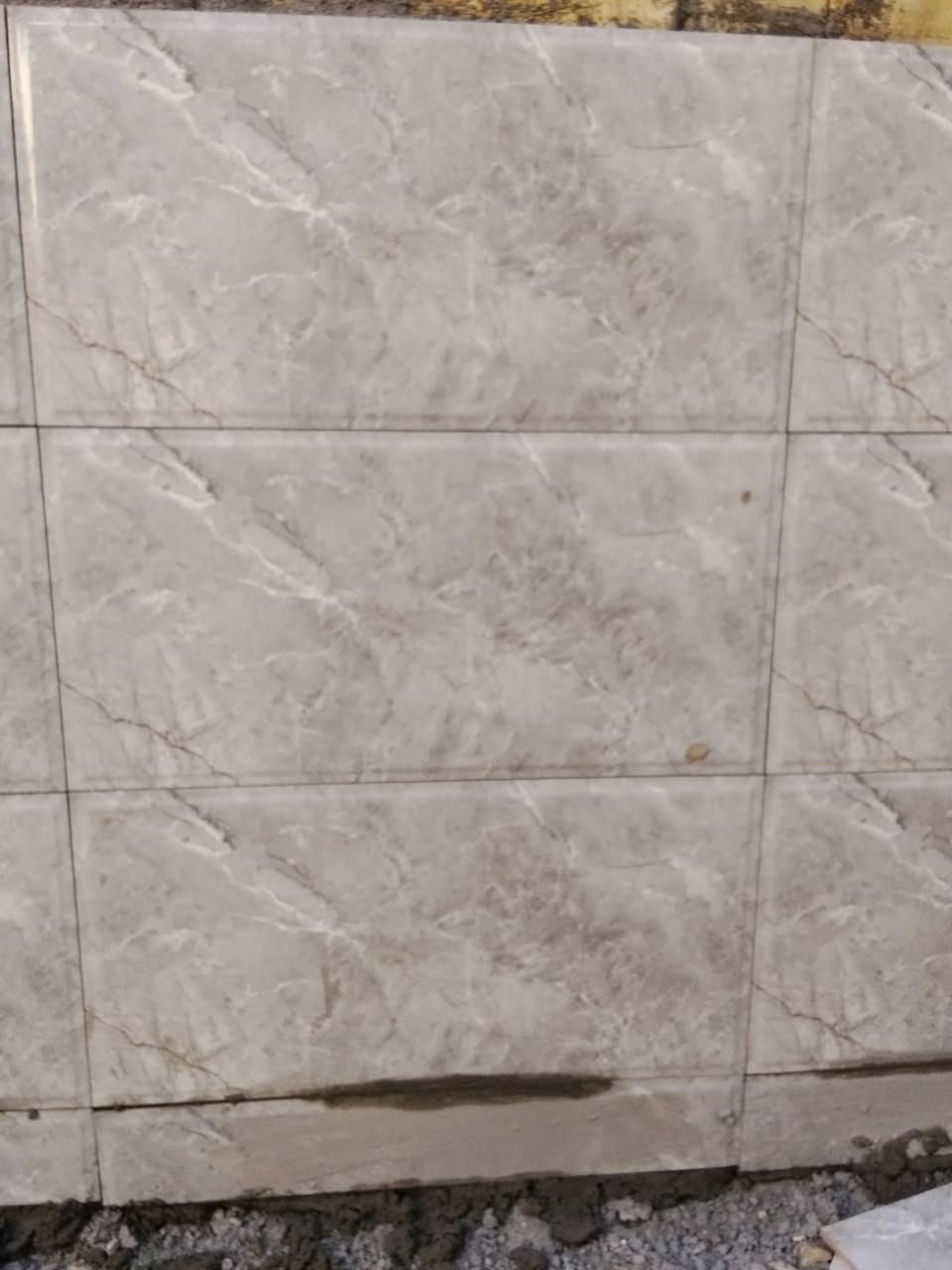 ابو فراس لتطبيق كاشي سرميك بوسرين ***********
