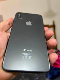 للبيع اكس S ماكس ذاكره ٢٥٦ بطاريه ٧٧ بلاد جهاز وترر مكفول من كلشي بس ظ...