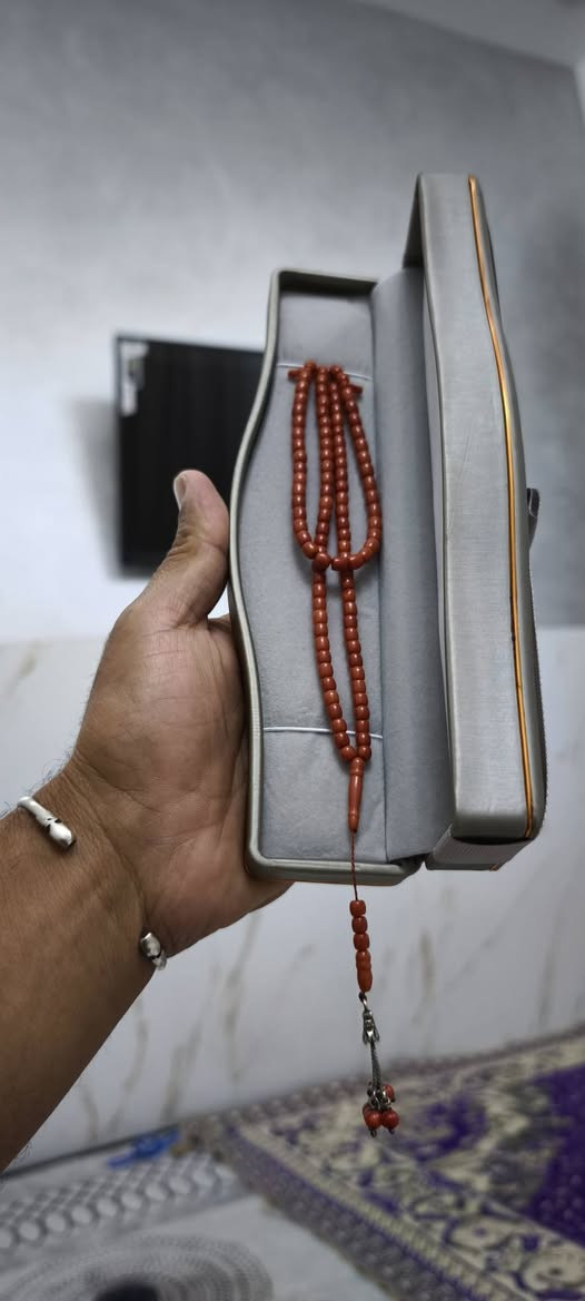 اللهم صل على محمد وآل محمد الطيبين الطاهرين 🕊️
هنا المرجان عنون الاصاله والجمال قطعه انتيكه متحفيه قديمه على الراغبين بالشراء التواصل خاص او اتصال *********** ميثم الساعدي

