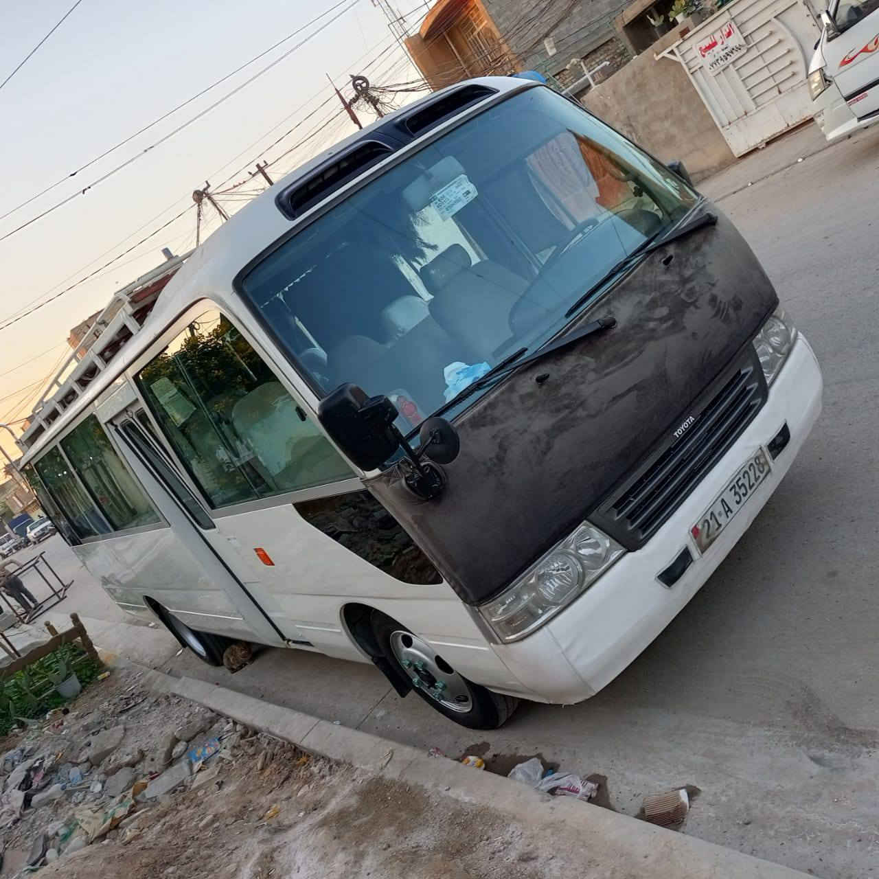 كوستر للبيع موديل 14سيارة حلوة نضيفة السعر ولستفسار خاص الهاتف ***********
