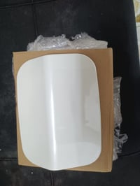 غطاء بانزين 3 قطع ابيض ب35 للاستفسار 07842401886