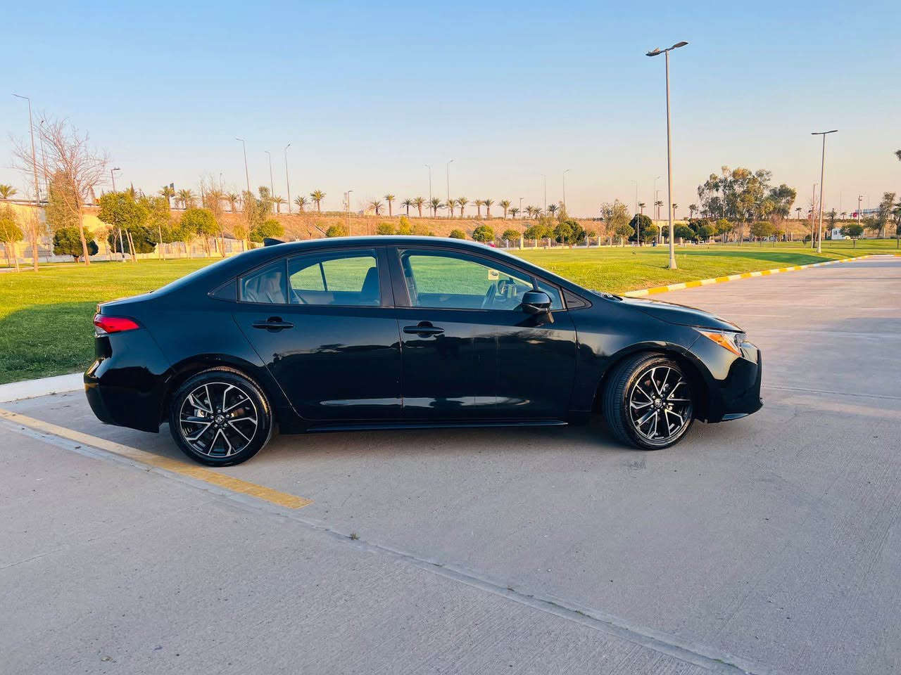 تۆیۆتا كرۆلا ئەمریكی
 2024
LE
ڕەشی قەتران
چاملغ و دەرگای سەكن بۆیاغە
بێ داخلی بێ ئێرباگ
٢٢ هەزار ڕۆشتوە
چوار تایە و ویلی سفری لە ژێرە
گێڕ مەكینە كارەباییات بەردی گزۆز و ڕادار بە شەرت
١٥٧ وەرەقە و مەجالێكی كەم أربيل, العراق


**إذا كنت صاحب هذا الإعلان وتريد حذفه لأي سبب، رجاءا أرسل رسالة إلى الدعم الفني**