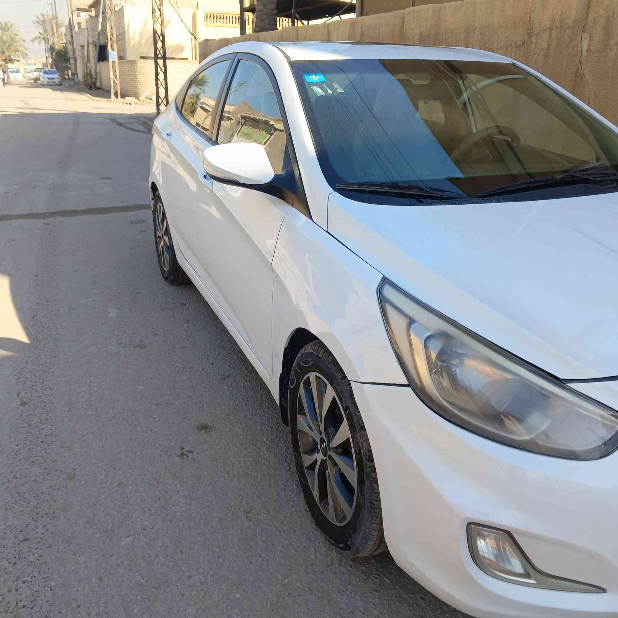 السلام عليكم
اكسنت خليجي 2016
محرك 1600
 السيارة بأسمي رقم بغداد انگليزي الجديد 
ماشية 114 كم
بيها فقط بنيد مصبوغ رش بدون معجون نهائيا وبيها كم بارد 
ايضا شخوط بسيطة اني مكحلها ..
السيارة بيها لايتات زنون اصلي
رقمها حلو
السيارة سعرها 107 $$ وبيها مجال 
العنوان / بغداد 
ارجو المعذرة غير متواجد على النت 
اللي يحب يستفسر يتصل على التلفون / ***********
