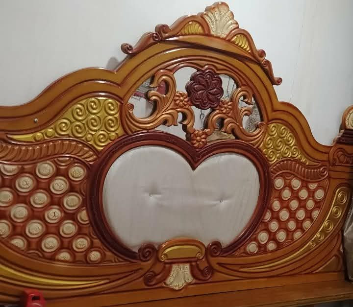 غرفة عراقيه اخت الجديده شخط مابيها شوفت عينك السعر 450 قفل قفل مكانها نجف


**إذا كنت صاحب هذا الإعلان وتريد حذفه لأي سبب، رجاءا أرسل رسالة إلى الدعم الفني**