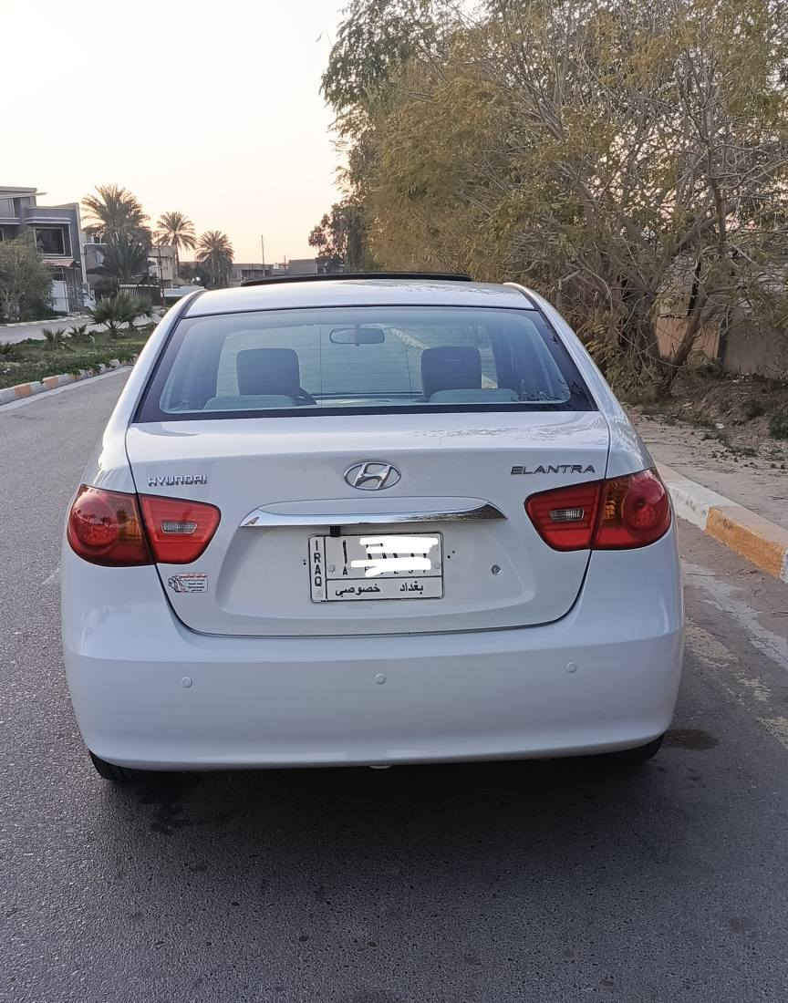 النترا 2010 فول مواصفات محرك 1600دووش فتحه سلايت رووف تبريد بيانو شاشه كبيره ويل 16 .
المؤشر باللون الأحمر صبغ 
كير محرك تبريد تخم تاير بحاله جيده .
مكان السياره بغداد .
السعر 108 ورقه .
***********/غير متواجد على الفيس . بغداد, العراق
