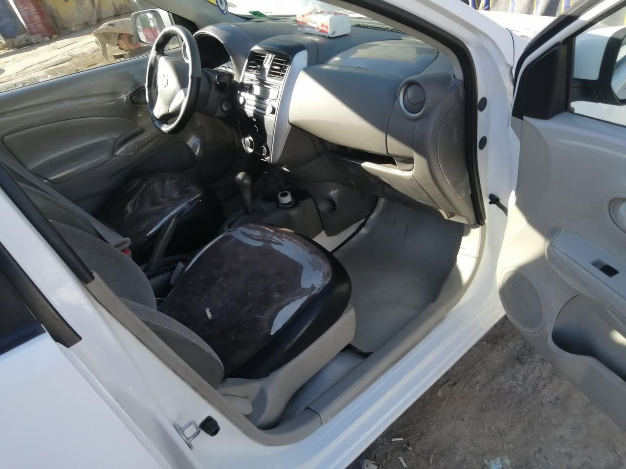 صني هندي موديل ٢٠٢١ السياره مكفوله من الظربه القويه السياره جديده كير اومحرك جدد تخم تأير باتري جديد حداديه جديده غرفه جديده السعر ١٠٠ اوبيها مجال لطيبين مكاني النجف تلفون ***********
