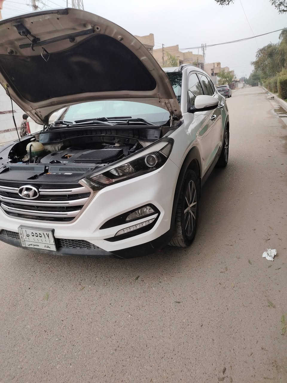 توكسان 2018خليجي ماشيه80    الف مواصفات بانروما شاشه كشن كهربائي
سياره جديده المكان بغداد 
هاتف ***********
