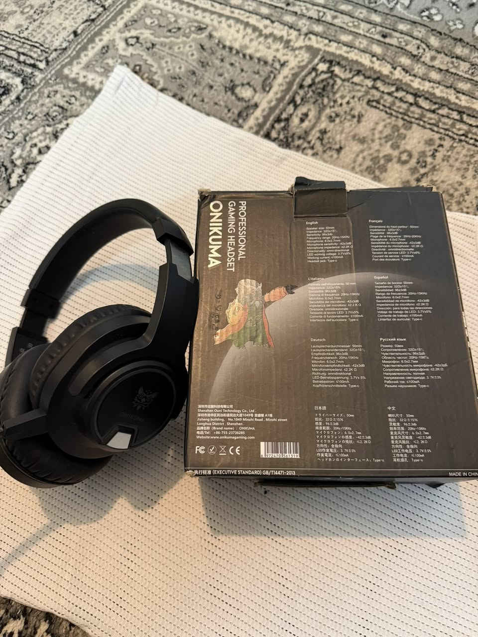 سلام عليكم سماعات بلوتوث أصلية السعر 45,000 ‏وأيضا النظارات الأصلية بسعر 30,000  /***********
