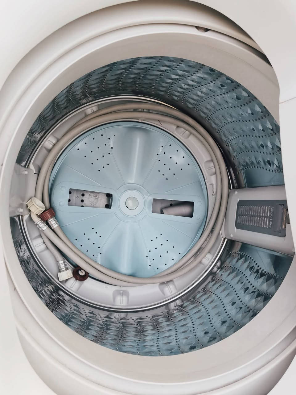 غسالة للبيع نوعها سامسونج وزنها 12كيلو غسالة نظيفة وشغالة بس مبدل بيها كير بوكس اذا شراي اتصل على هاذا الرقم 
***********اسيا 
واذا تريد ادخل خاص 
السعر:300الف وبيها مجال للشراي
