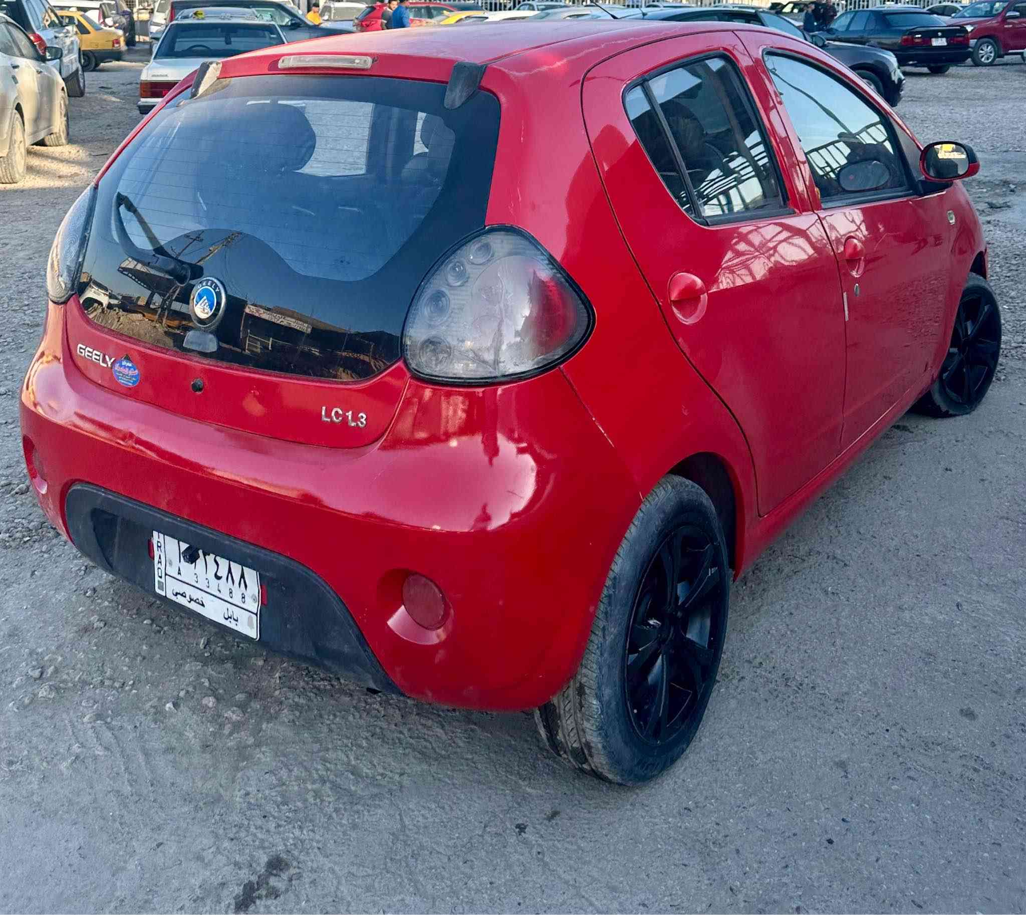 باندا موديل 2013 
كير اوتوماتيك
مكينه كير حداديه تخم تاير  خير من الله 
السياره بدون صبغ ماعده الدوسه فقط 
رقم بابل تحويل اي وقت 
السعر 39 وبيه مجال 
رقمي *********** حلة, بابل
