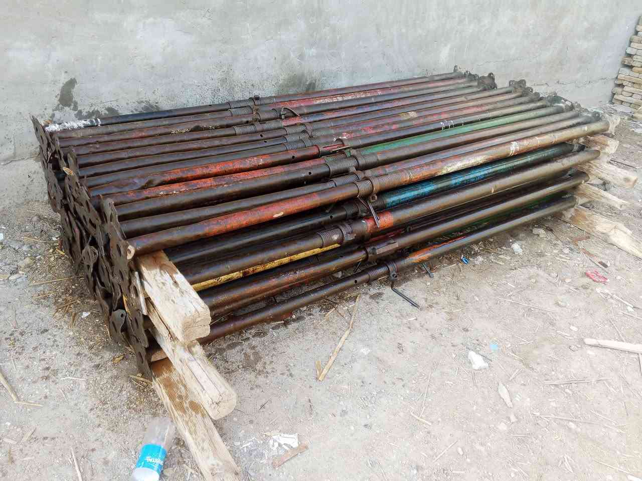 جكات للبيع عجمان الاماراتي الاصلي سن خشن وزن ثقيل نوعية القديمة عدد 42 مكاني بالحله الاستفسار ***********
