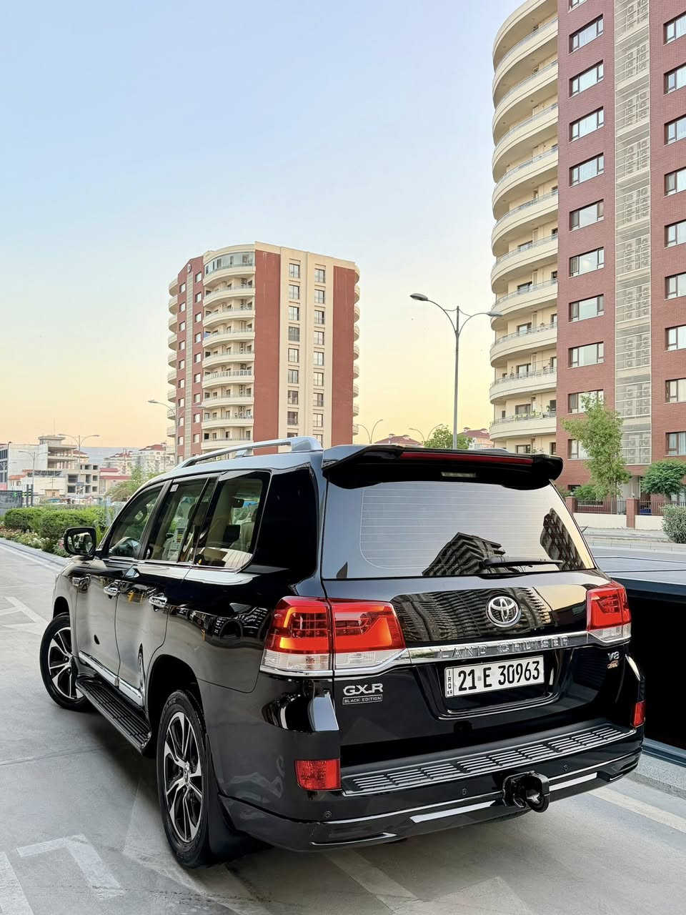 ‎‏Land cruiser GXR 2018   V8 75,000 الف 📦
‎‏Grand turing بلاك ئيدشين 
‎لاندكروزر2018  GXR
                                                                
‎‏‎ ملاحظە : الاخوان رجائن بس بیع نقد بدون مراوس📌 
‎أخت زيرو بل كارتون 📦📦
‎‏‎لاندکروزر2018 ساز باب أول
‎‏‎💎محرک 8 سلندر 
‎‏‎⌛️ماشي75,000  ألف
‎‏‎💎 بسمطين  +سماعة بيلادي +فرشات بيلادي مجوود 
‎‏‎☎️موبايل/***********
                                                           سعر 470$
‎‏‎💎 مكفولة كفالة عامة من الدعامية إلى الدعامية
‎‏‎ 💎 بدون صبخ .بدون بارد  ،بدون رصعات ،بدون حتى شخط
‎‏‎دعاميات هم بدون صبغ ،رمل مابي ،لحية بدون صبخ ..بقية كلها بشرط

‎‏‎🧬فول فول مواصفات
‎‏‎شاشة كبير لمس 5كاميرا حاسة رادارات
‎‏‎كاميرات 3 شاشات سيلاد فتحة سقف 
‎‏‎كشن جلد كشن كاراباي شحن موبایل  8 اريباك تبريد مركزية
‎‏‎بصمة تشغيل عن بعد باب جاك سلاجة ليد زينون 
‎‏‎تحكمات ستيرن دبل فوليوم فورويل هوك
‎‏‎سيارة بها 2 بصمة من شركة جديد جدأ 
‎‏‎سيـارة عل نظافتها احسبها صفر زيرو

‎💎 تخم تاير دنلوب الاصلي

‎‏‎ 💎محرك كير بشرط مامفتوح
‎‏‎سيارة حيل نظيفة كلشي عل بلاد لوك
‎‏‎سنوية زنكة كلشي جديد مدفوع لـ2029
‎‏‎باسمي السنوية بشرط تحويل و خرامة 
‎‏‎سيارة مابيـها دينار مصرف كامل من كل نواحي

‎‏‎♻️نفسي يوم /تحويل و وكالة حاظر 
‎‏‎📍مكانك /داخل سليماني
***********.
