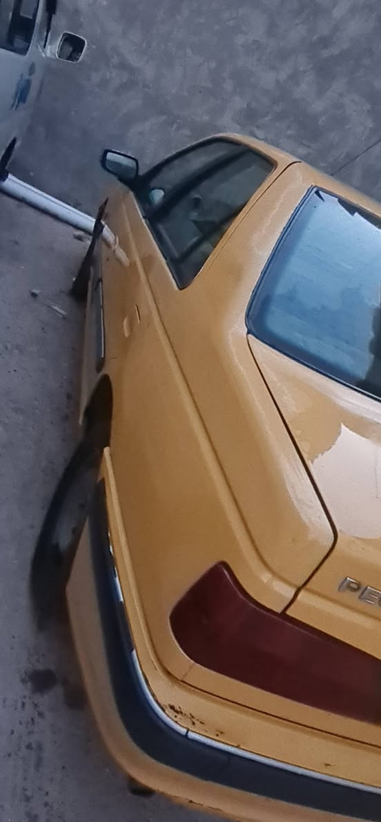 بيجو باص كير ومحرك فرنسي كير اوتمايتك
موديل 2010 رقم بغداد مكاني بغداد معامل باويه السعر 29 ورقه 
رقم الهاتف ***********
