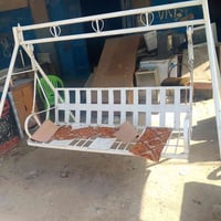 مرجوحه • حديقة