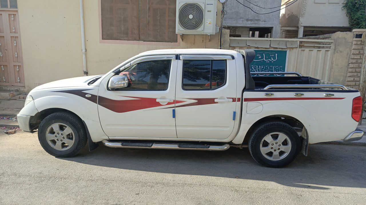 نيفارة ٢٠١٣ 
كير ومكنية جدد
تبريد ثلج 
حدادية جديدة
رقم أربيل قديم
بيه ثلاثة قطع ضبغ
مكانه نجف 
السعر ٨٥ وبيه مجال
الاتصال‏‪***********‬‏
