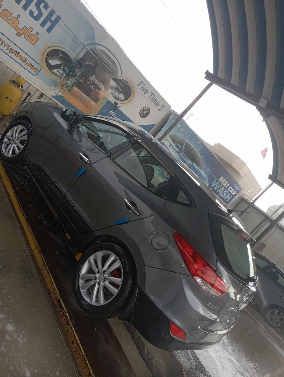 سلام عليكم توسان موديل 12بسمي بغداد  امريكي 2000مكينه حاويه قبل 20 يوم شاده بيه جاملغ خلفي وقبق جنطه مبدله ومصبوغه حزام اثر شخوط تبريد منظومه كامله جديده سعر 98 وبيه مجال مكان بابل حله مركز مدينة ***********
