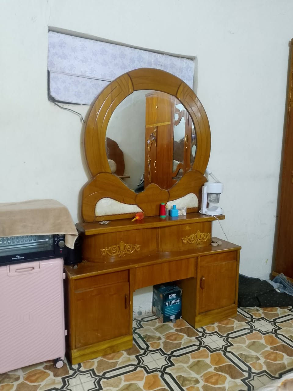 غرف صاج نجاره نضيفه جداً مابيه كل ضرر سعره 550بي مجال بسيط عنوان حله محاويل متواجده خاص الشراي يدخلي خاص مكلفيني بلنشر


**إذا كنت صاحب هذا الإعلان وتريد حذفه لأي سبب، رجاءا أرسل رسالة إلى الدعم الفني**