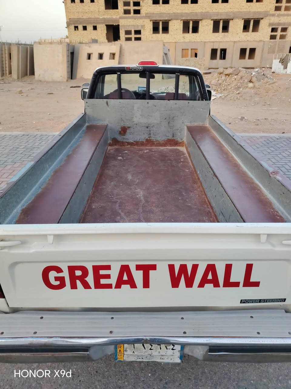 الالوان كربلاء رقم الهاتف *********** السعر 53 وبيها مجال بسيط سياره جديده
