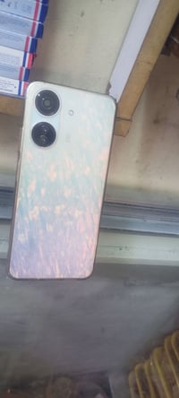 للبيع نضيف حيل سعر 65لتواصل 07503831242