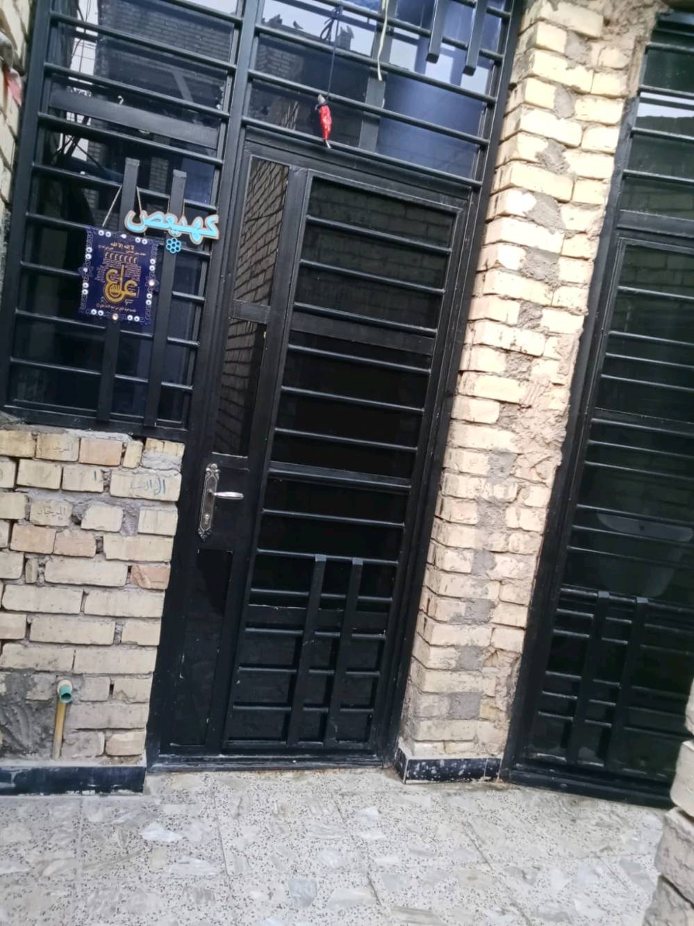 بيت للبيع ١٠٠ م طابو زراعي سند 25 بغداد الكماليه كاع ابو رشاد طابق الأول مفتاح طابق الثاني باقي بس ابياض وارضيه شبابيك ماء كهرباء اشتايكر بيتونه كامل