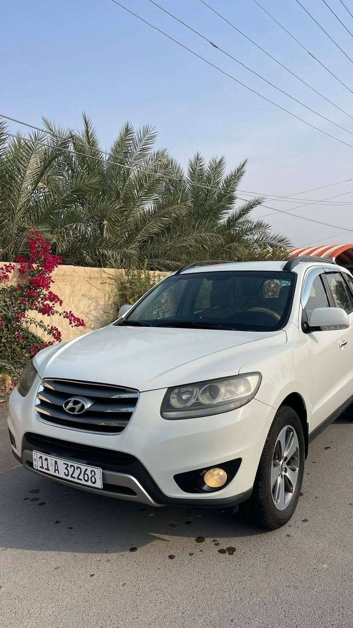 السلام عليكم
سنتافيا 2012 مكفوله كفاله عامه حتى من البارد والصبغ

مكينه 6V
3 قطع تبريد
كامره حساسات خلفيه

السياره ع وضع الشركه رقم بغداد الدولي
للاستفسار الاتصال عالرقم
***********
