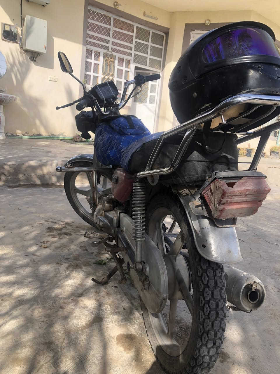 السلام عليكم   درجه البيع 300 بيه مجال اوراق موجودة المكان ديالى ناحية سلام للتصال  ***********
