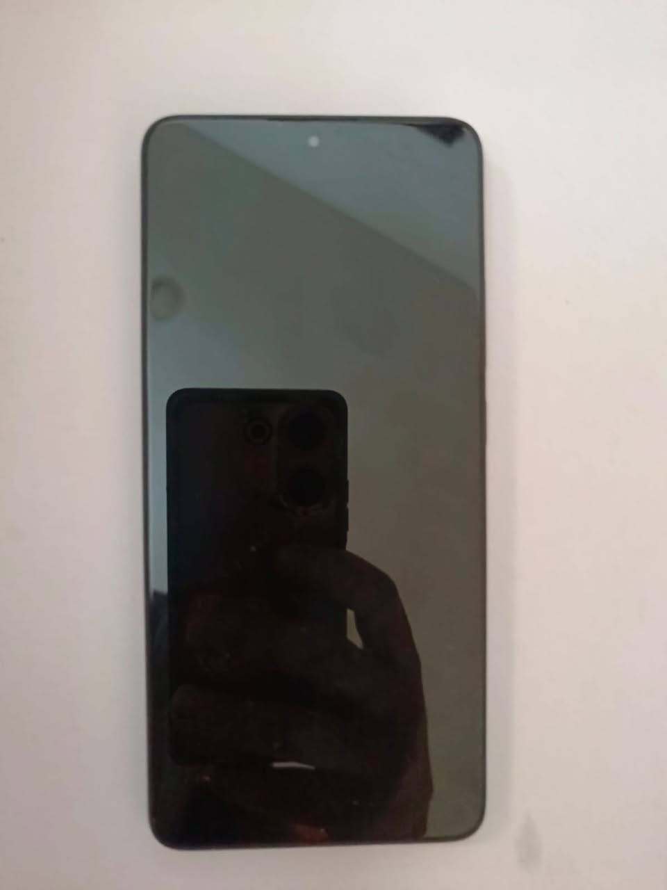 📱 للبيع – Poco X7 Pro 🔥
📊 المواصفات:  مستعمل لمدة4 اشهر 

- الشاشة: AMOLED بحجم 6.67 إنش + 120Hz

- المعالج: Dimensity 8400 Ultra قوي جداً

- الرام: 12GB

- التخزين: 512GB 🔥

- الكاميرا الخلفية: 50MP 📸

- الكاميرا الأمامية: 20MP

- البطارية: 6000mAh 🔋 (قوية جداً تدوم وقت طويل)

- الشحن: 90W سريع جداً ⚡

✨ المميزات:                     ملاخضة بي شخط بل شاشة بسيط جدا 

- أداء خرافي للألعاب
. 
- شاشة ناعمة وسريعة

- مساحة ضخمة

- بصمة + فتح وجه

- صوت ستيريو ممتاز

📍 الموقع: بغداد. الزعفرانية 

💰 السعر: (370الف) وبي مجال 

📞 التواصل: خاص و واتس اب ***********
