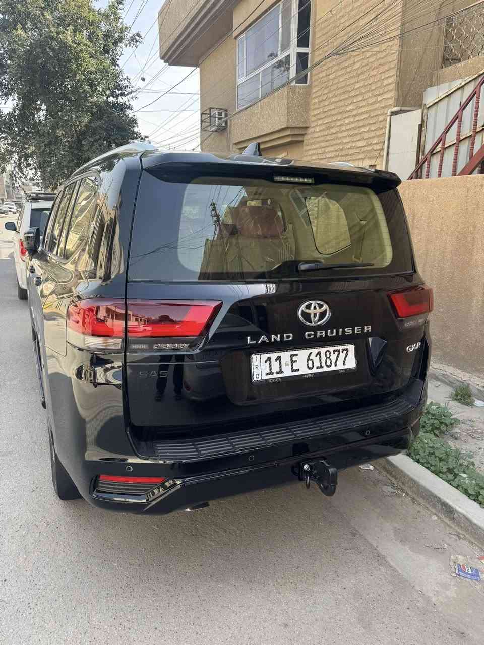 السلام عليكم 
لاندكروز 2025 زيرو شاشه كبيره4كامرات رادار امامي  حساسات اماميه وخلفيه 
السياره مغلفه للاستفسار اكثر الاتصال على هذا الرقم ***********
