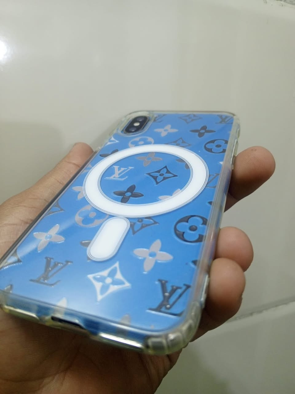 سلام عليكم اكس اس 
ذاكرة 256 بطاررية 100
مبدا فقط بطارية جهاز بلادي يخبل 
فيس ايدي شغال كلشي شغال علفحص
مراوس ب ايفون فقط مكاني بغداد الكمالية


**إذا كنت صاحب هذا الإعلان وتريد حذفه لأي سبب، رجاءا أرسل رسالة إلى الدعم الفني**