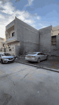 الأرض للبيع  في حي الحدباء قرب حي حمو رابي وقرب سايدين كركوك تبعد عن سايدين كركوك مسافه قصيره مساحت الأرض 100مربع 
العمق 10
الواجها 12
الاستفسار عا رقم***********كورك
اسياء ***********
