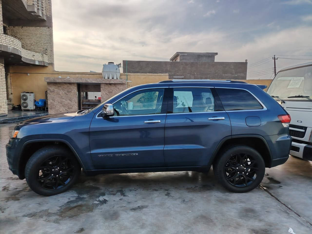 تحيه طيبه السلام عليكم ورحمة

للبيع جيب 2020 لمتد فول رقم بغداد 
مكان سياره بغداد☘️
سعر ٢٤٠


**إذا كنت صاحب هذا الإعلان وتريد حذفه لأي سبب، رجاءا أرسل رسالة إلى الدعم الفني**