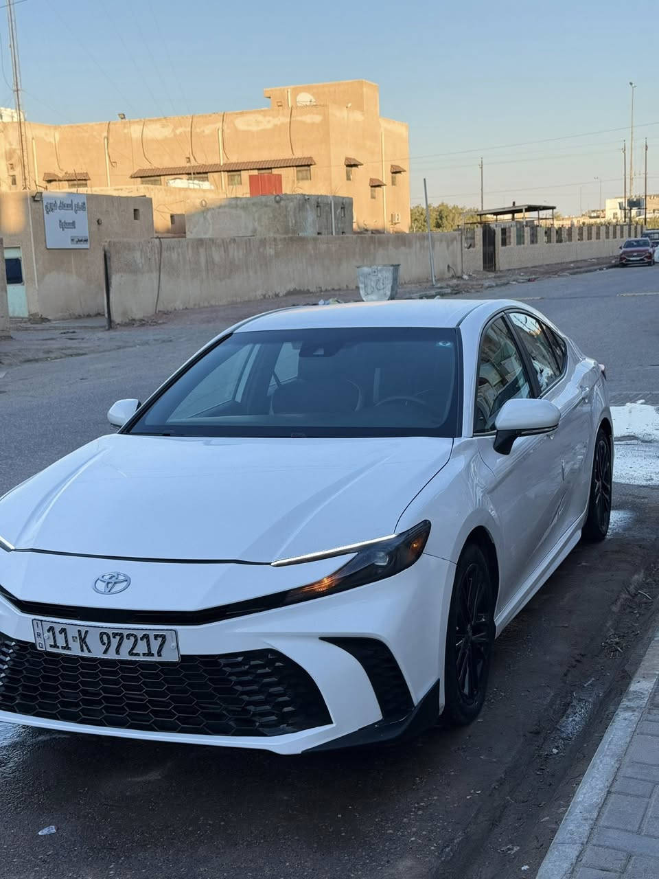 بيع مستعجل‼️كامري 2025 هايبرد
(السونار و رقم الشاصي بالمنشور‼️ ) 
اقره المنشور قبل لا تتصل كلشي واضح بالمنشور 
كامري 2025 وارد امريكي رياضي 
محرك 2500 هايبرد ‼️
السياره عليها تعديلات و ترتيبات اضافيه 
السياره مال جناي مستوردها ولد على ايده و مصلحها بايده تصليح جناي  
شواصيها سليمه ‼️
السياره ما بيها اي نقص كامله من كل شيء !
من مواصفاتها :
رادارات امامي 
رادار خلفي 
نقط عمياء 
الحفاظ على المسار 
قياده شبه اليه 
بريك تلقائي 
مثبت سرعه 
ثلاجه 
اشاير باللمري
 كشن السايق كهرباء 
لد امامي خلفي 
سايد بريك كهرباء 
كير شفتات بالستيرن
كشناتها جلد لونين بلاد 
و بعد بيها موصفات …
السياره رقم بغداد بسمي تحويل مباشر 
مكان السياره المثنى ( السماوة)
السعر 228
رقم الهاتف 
***********
( رجاء كمل المنشور قبل لا تتصل)
