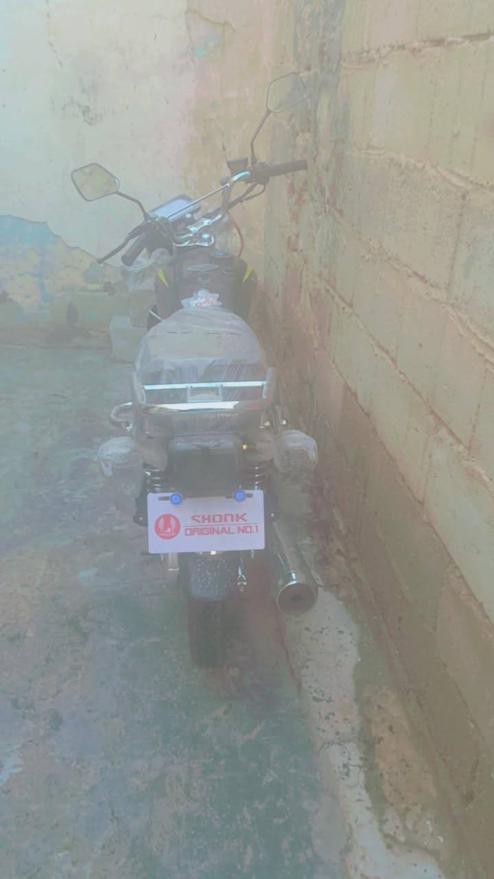 موتور موديل 25 صار الاسبوع الماشي 900 وبي مجال مكاني قطانه بعد حتى لينا مال شركه***********
