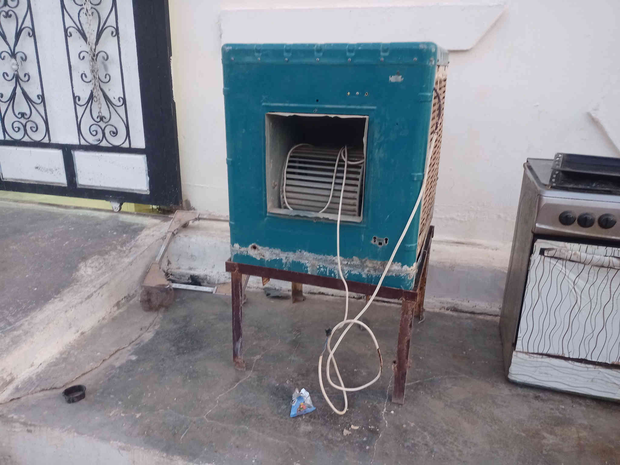 سلام عليكم طباخ وبرده شرط مابيهن شي عل فحص سعرهن اثنينهن 50 الف عنوان كركوك حي  ***********
