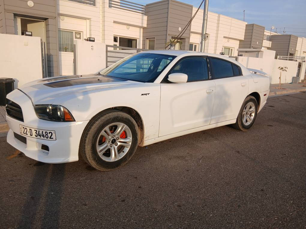 دۆج چارچە ر2011گیێڕومە کینە بە شە رت  مە کینە ی شە ش پستۆنی 3600سبوخ عام نیە بە ڵام من بە عام بۆیاخ دە ی فرۆشم بە شە رتی ئە وە لیات حاسیبە ئە ی فرۆشم سە نە وی عە سلیشی لە گە ڵە گۆڕینە وە ش ئە کە م بە سە یارەیە کیش به دڵم بئ ژم*********** كالار, السليمانية
