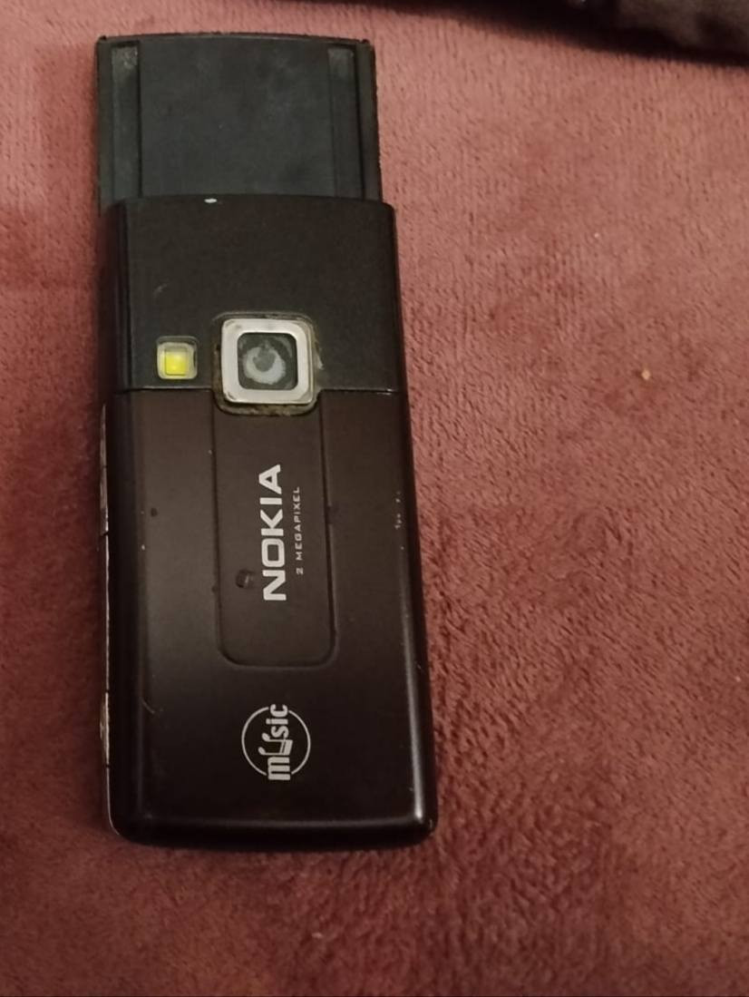 جهاز ب 5 عمي ماكو هيج تفليش اسعار 🤣 شغال اتصال فول  🔋 الي يعامل احظره والعباس لان ماكو هيج اسعار 🤣 عمارة, ميسان


**إذا كنت صاحب هذا الإعلان وتريد حذفه لأي سبب، رجاءا أرسل رسالة إلى الدعم الفني**