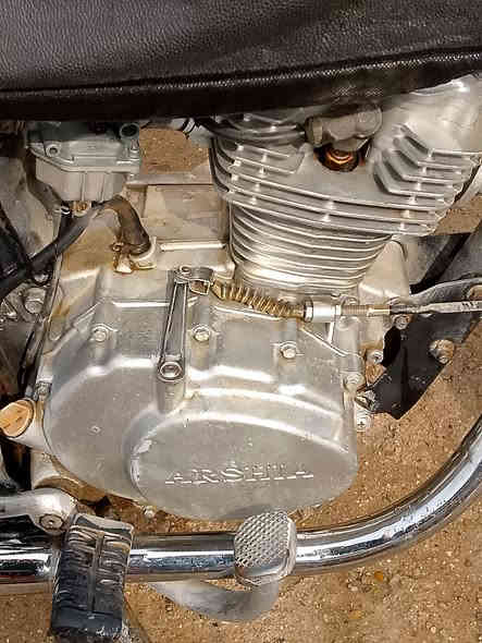 دراجه للبيع اوراق. وكيله بورمانه بسمي نقصه بس يرادله ترتيب لكهربايات دراجه مفتوحه سعره 650وبيه مجال
***********
