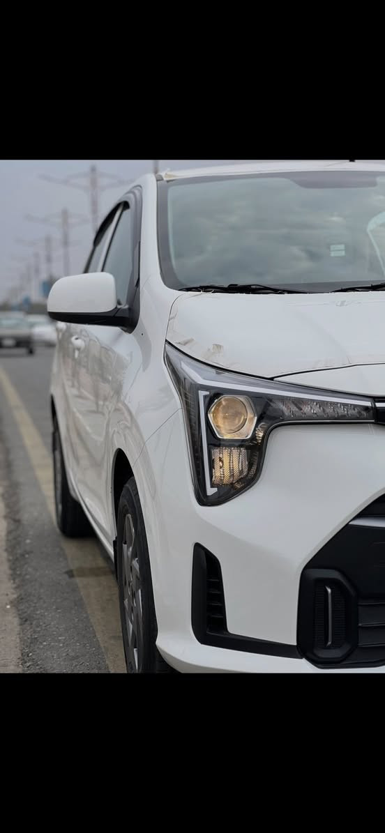 كيا بيكانتو موديل 2024
ماشية 14000 الف ضمان 5 سنوات شركة kia nim
رقم اربيل بأسمي من الزيرو على ايدي سيارة جديدة بمعنى الكلمة السعر 142 بيها مجال بسيط مكان الموصل بيع فقط بدون معارضة…


**إذا كنت صاحب هذا الإعلان وتريد حذفه لأي سبب، رجاءا أرسل رسالة إلى الدعم الفني**