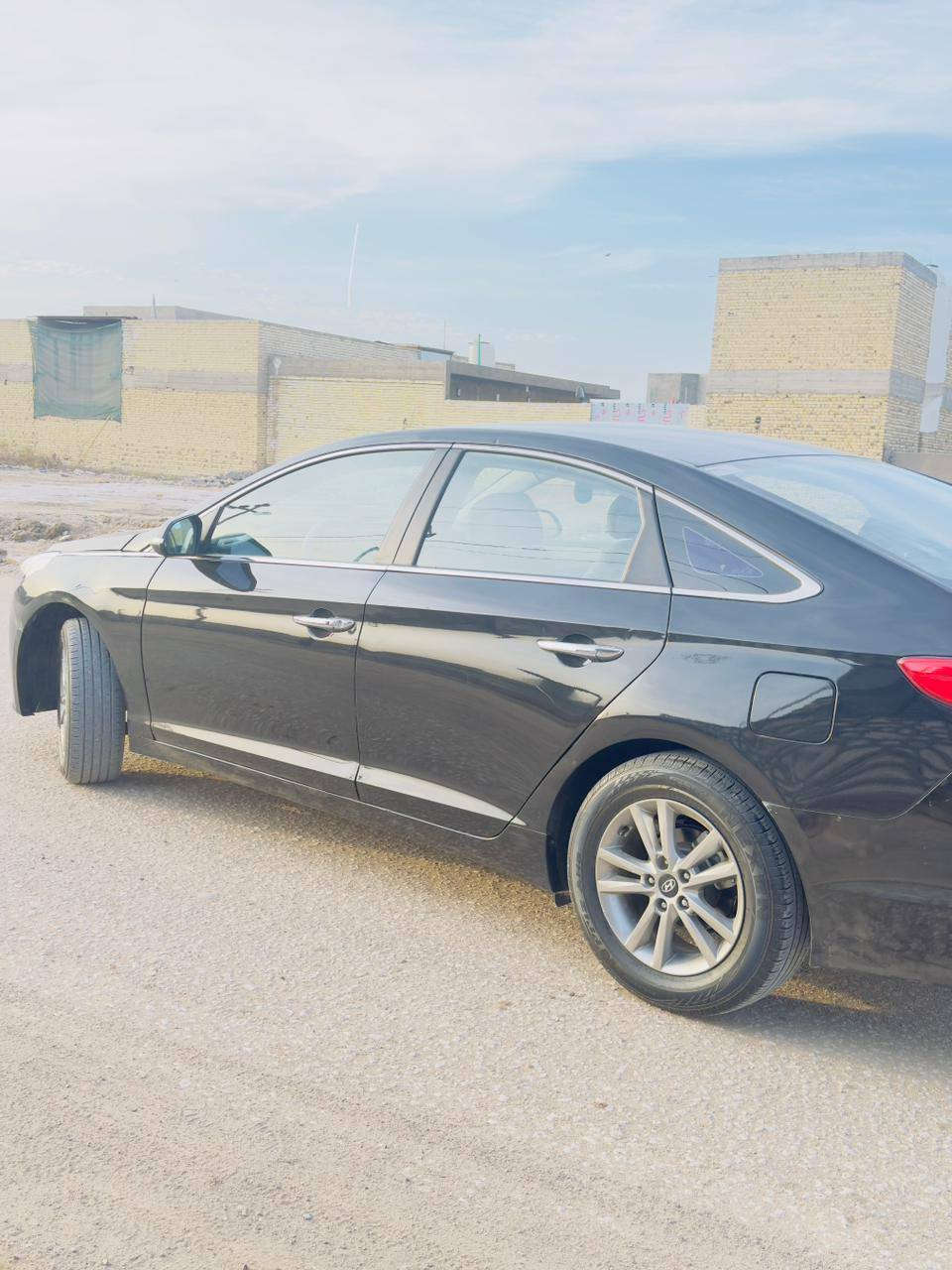 السلام عليكم
أدوات كص جنطه

سوناتا موديل ١٧ غاز اصل متومه طبق الأصل

السياره بصمه فول غرفه جلد تبريد خلفي

جاهزه على آخر شي

بيع أو مراوس  ***********

السعر ٥٥
