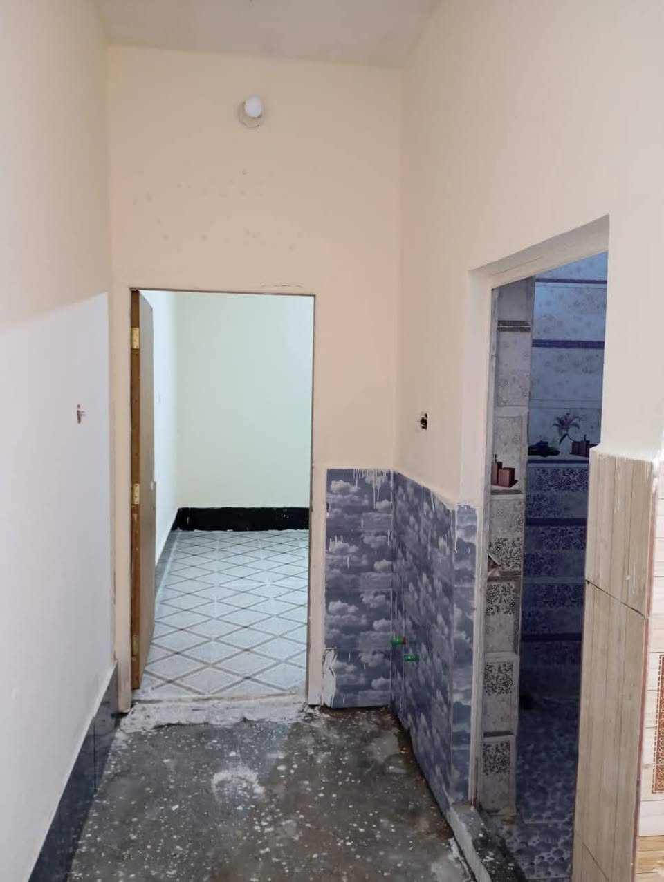 السلام عليكم بيت للبيع في المصابيح❗
مقابيل مدرسة المصابيح الاهلية متوفر كل الخدمات 
للاستفسار الاتصال على الارقام التالـية: 
***********
***********
