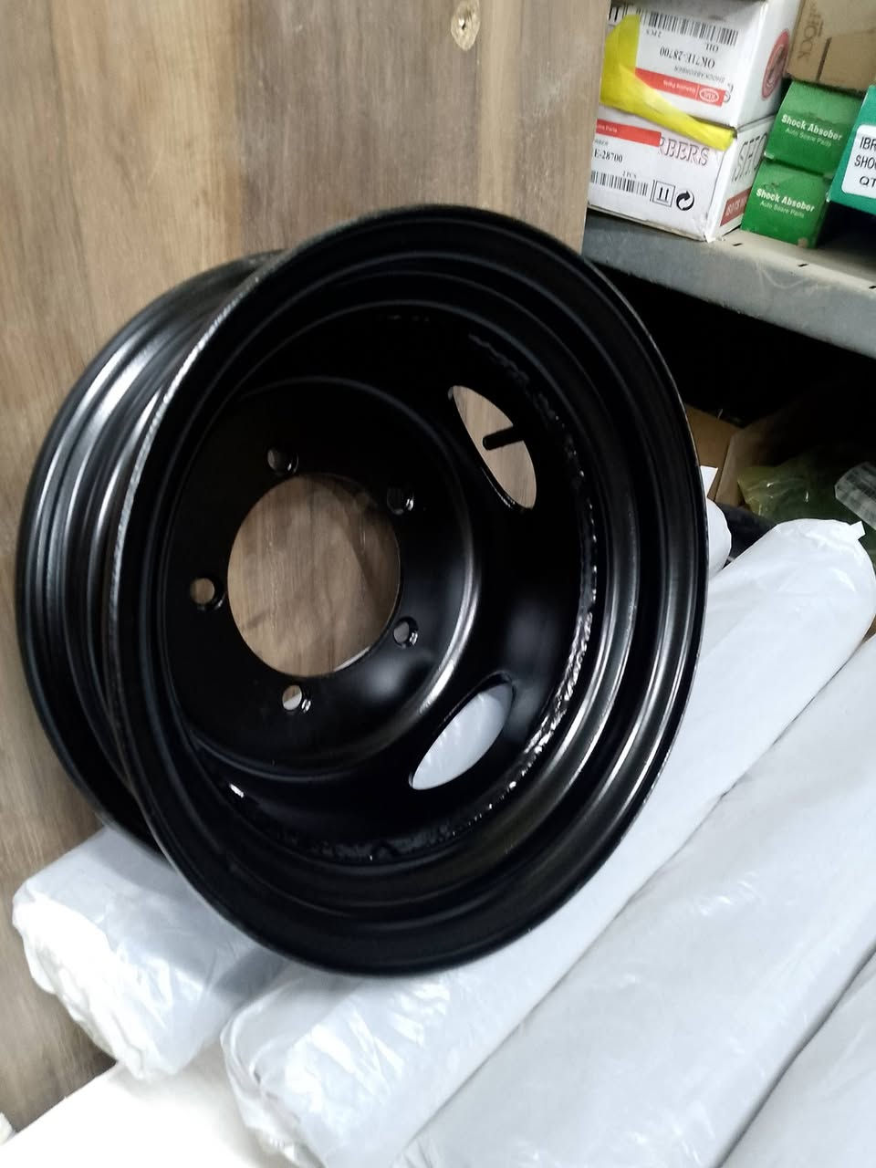 محلات ابو عادل
 لبيع الادوات الاحتياطيه
 للسيارات الكوريه 
كيا      بنكو.     بريجو    ام عيون.      فونتيرا.     بنكو 3
 بغداد كسره عطش.             يوجد خدمه توصيل 
كافه محافظات العراق.          المراسله على الواتساب
 على الرقم هاتف.                   ***********
