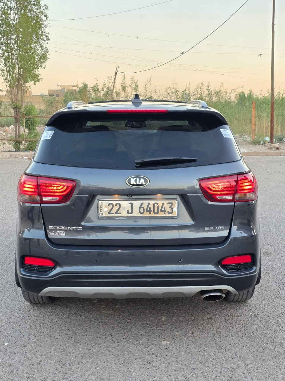 #كياسورنتو2020 امريكي بيها شبرين صبغ بالبنيد 
وسياره جديده على وضع الشركه برغي مامفتوح بيها كير محرك كفاله عامه #السعر198
سياره فول مواصفات 1/1 
بانوراما 
محرك 6 سلندر 
7 راكب 
3 قطع تبريد 
بصمه 
بصمه أبواب 
مري شفط 
اشاير بالمري 
كشنات جلد 
كرسي كهرباء  جهتين 
شاشه ابل كار بي 
 تبريد شاشه  
صندوق كهرباء 
شاحن واير ليس 
تحكم ستيران 
ترحيب 
لايتات زنون 
بك لايت LED 
5كامرات 360 
سياره جديده على وضع الشركه 
رقم اربيل باسمي 
فحص وهزه وسنويه كله جديد
العنوان بغداد العبيدي #السعر198
#للاستفسار***********
