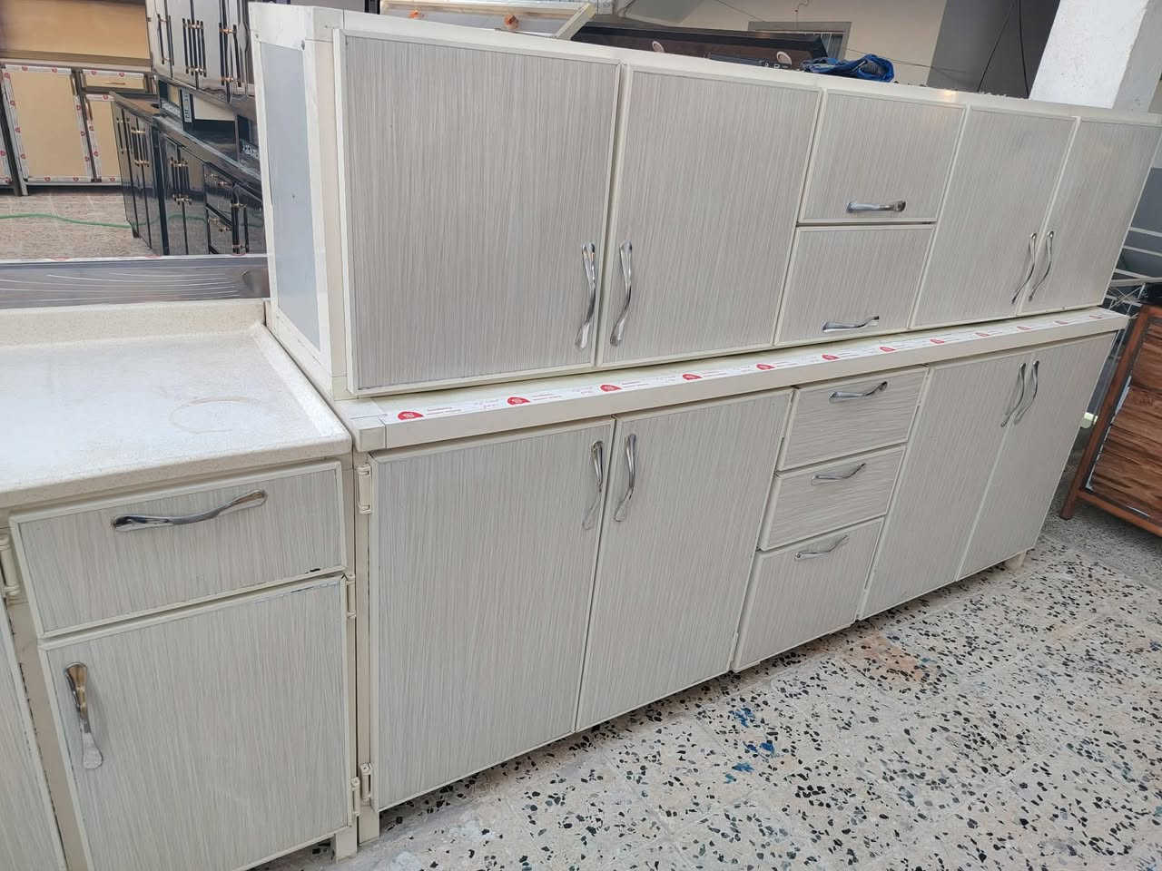 كاونتر مترين ونص والسنكي متر و٣٠ كرانيت السعر 260 ترهم معارضه مع قديم مالكم
موصل كراج الشمال


**إذا كنت صاحب هذا الإعلان وتريد حذفه لأي سبب، رجاءا أرسل رسالة إلى الدعم الفني**