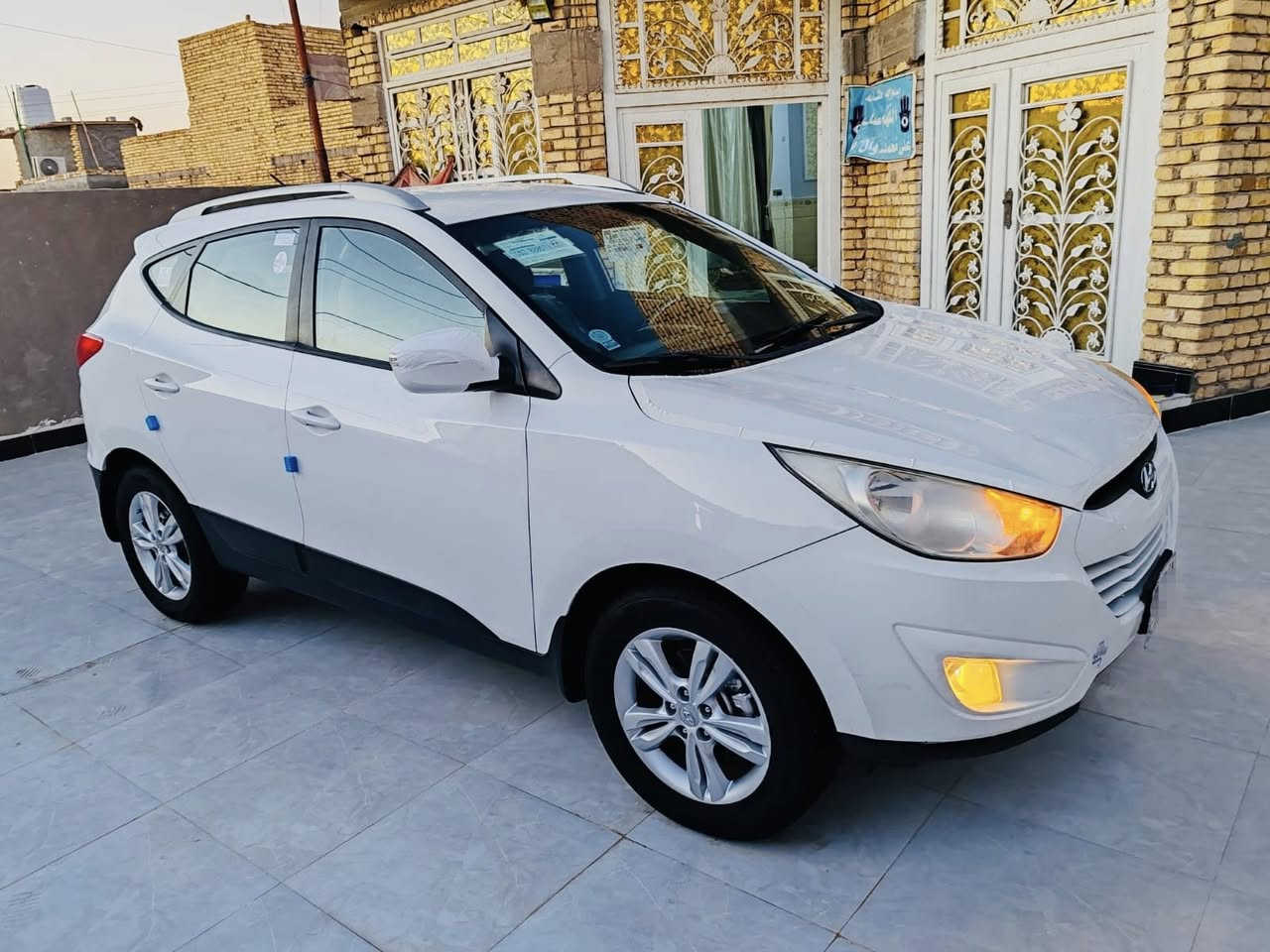 اللهم صل على محمد وال محمد 
السلام عليكم الي عشاق الجديد 
هونداي توسان موديل 2014 خليجي 
ماشيه 167 الف كفاله عامه ضربه وصبغ وتبديل وفتح وخياس كفاله حته الدعاميات سياره جديده جدا جدا 
مواصفات فول تحكم استيرن شاره بلمرايه بلاجكتور 
5 ويل كب محرك 2400 دوش شرط ما مفتوح بيه برغي 
استخدام شخصي عد راعيه من 2014 لحد لان 
جاهزه من كلشي كير ومكينه وحداديه وتبريد ثلج 
تدفئة تخم تاير جديد دواخل شرط زيرو 
سياره مال جناي ماعوزه برغي ترايه كلش حلو 
رقم بصره مشروع وطني سنويه جديده لغايه 2028 
تحويل ثاني اليوم السعر 150 مكان السياره الناصرية 
ملاحضه سونار السياره مرفق مع الصور الشراي يتصل 
***********
