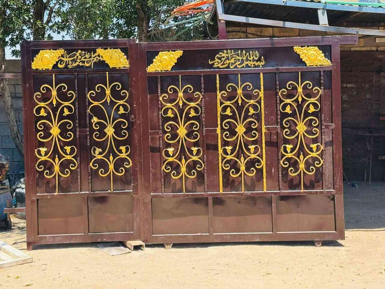 السلام عليكم عندي ابواب سلايت عرض 3 والرتفاع مترتين 
 عندي واحد طلاكتين عرض مترتين ونص والرتفاع مترتين حديد تركي 2 مليم تسكام #اكوتواصيل #اي #مكان 
#الستفسار***********واتساب خاص مفتوح 
#الستفسار***********واتساب
