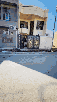 مشتمل طابقين 125 متر على حديقه  للبيع
الواجه 6 وربع
النزال 20 
العنوان كوت السياسين 
***********
***********
