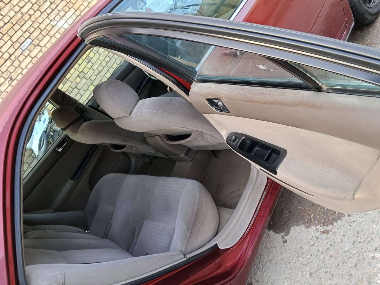 السلام عليكم اخواني للبيع كامري وارد امريكي موديل 2006 السياره جاهزه كير ومكينه وتبريد وتدفئة السياره رقم كربلاء الجديد سعر السياره 85 ورقه مكان السياره ميسان اني مكلف بالنشر رقم صاحب السيارة ***********
