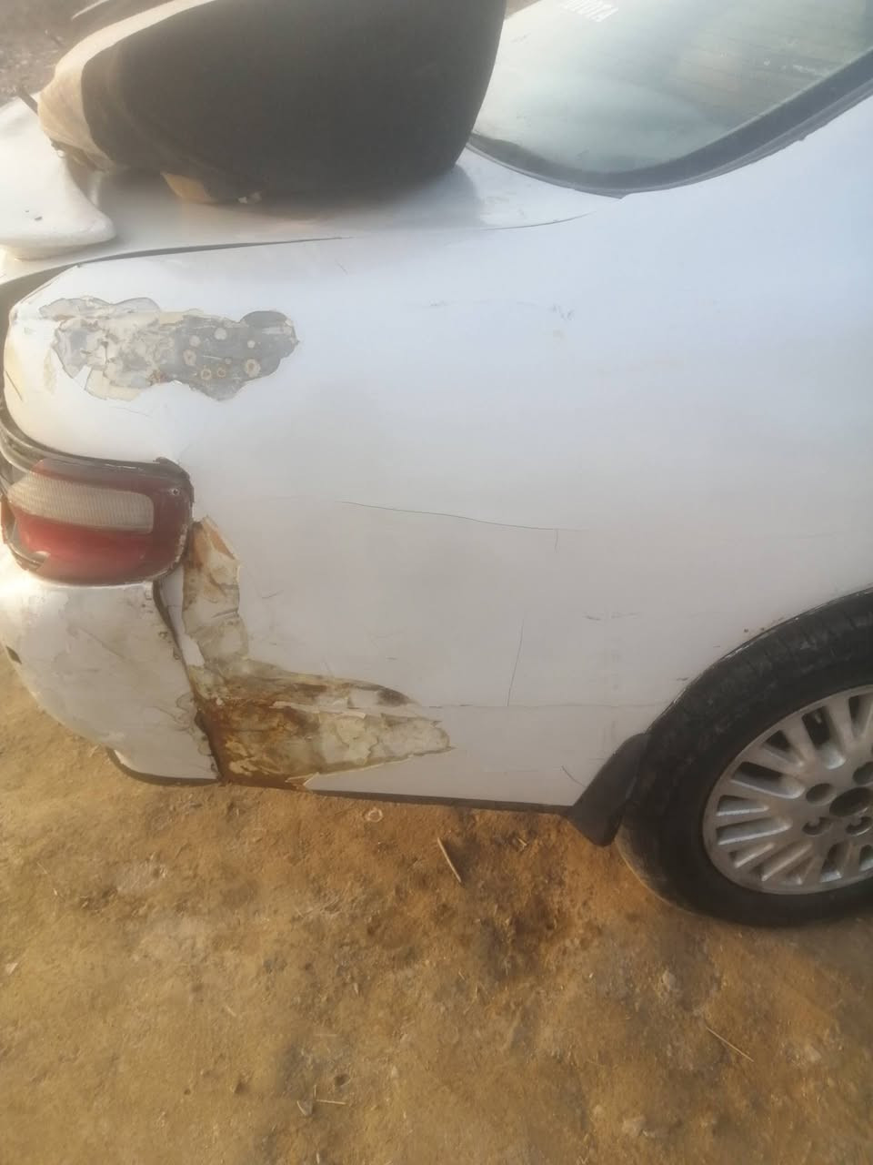 السلام عليكم.. سياره مكصوصه جنطه معامله كامله صاعده هزه رقم بغداد مكينه كير حداديه تخم تاير.. *********** السعر ٣٢ بيه مجال.. قابل للمراوس وفرق
